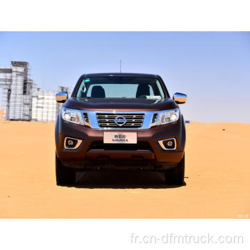 Voiture de ramassage Nissan Navara